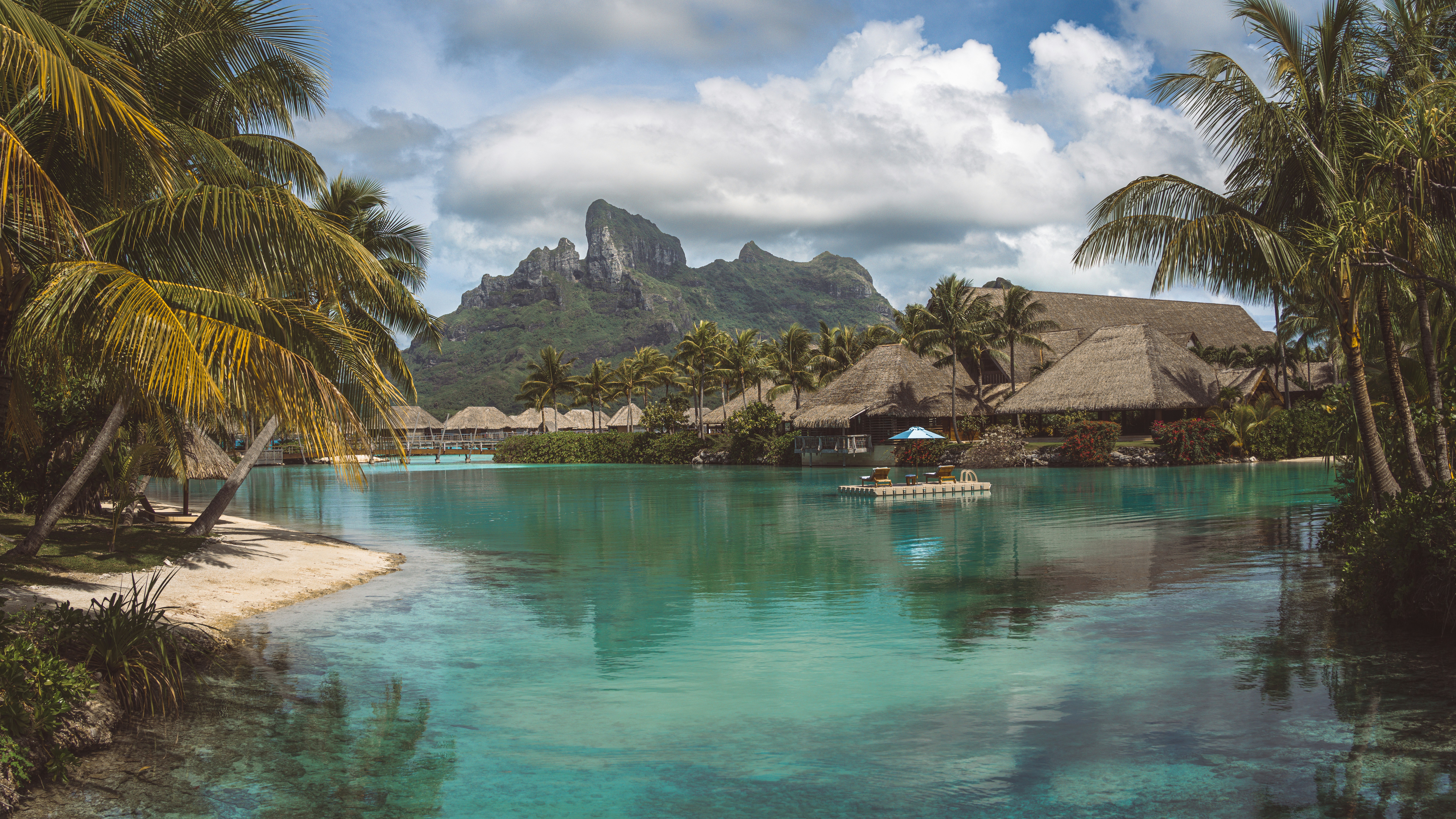 Bora Bora overwater bungalows turquoise lagoon French Polynesia